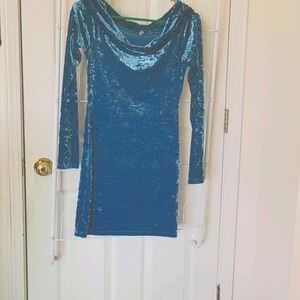 Bundle Item: Hug-fitting Metallic Dress